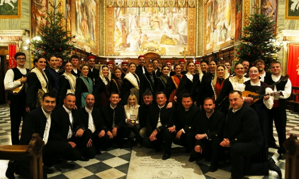 Koncert za povijest: Adventski koncert Jedinstva i Praske u Hrvatskoj crkvi sv. Jeronima u Rimu